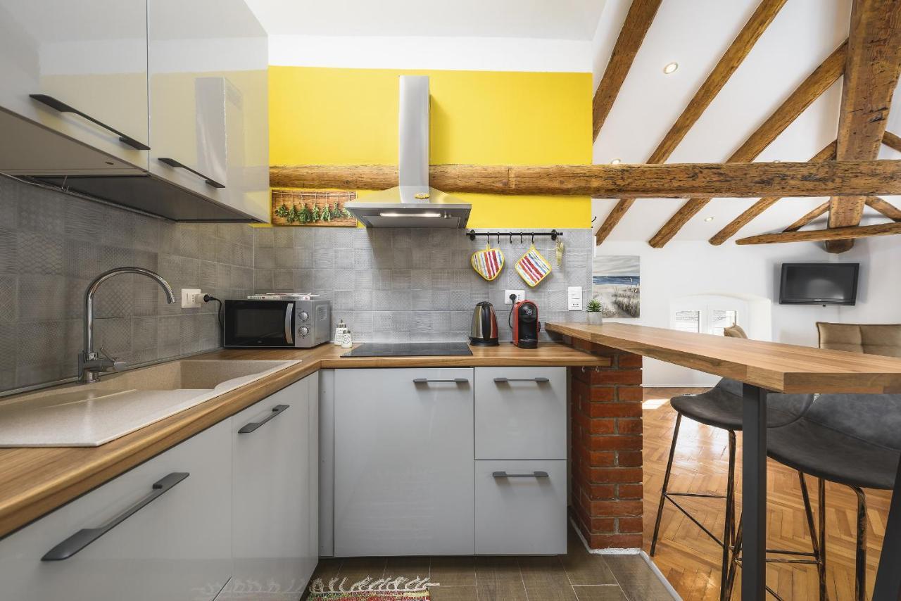 Urban Loft Old Town 포레치 외부 사진